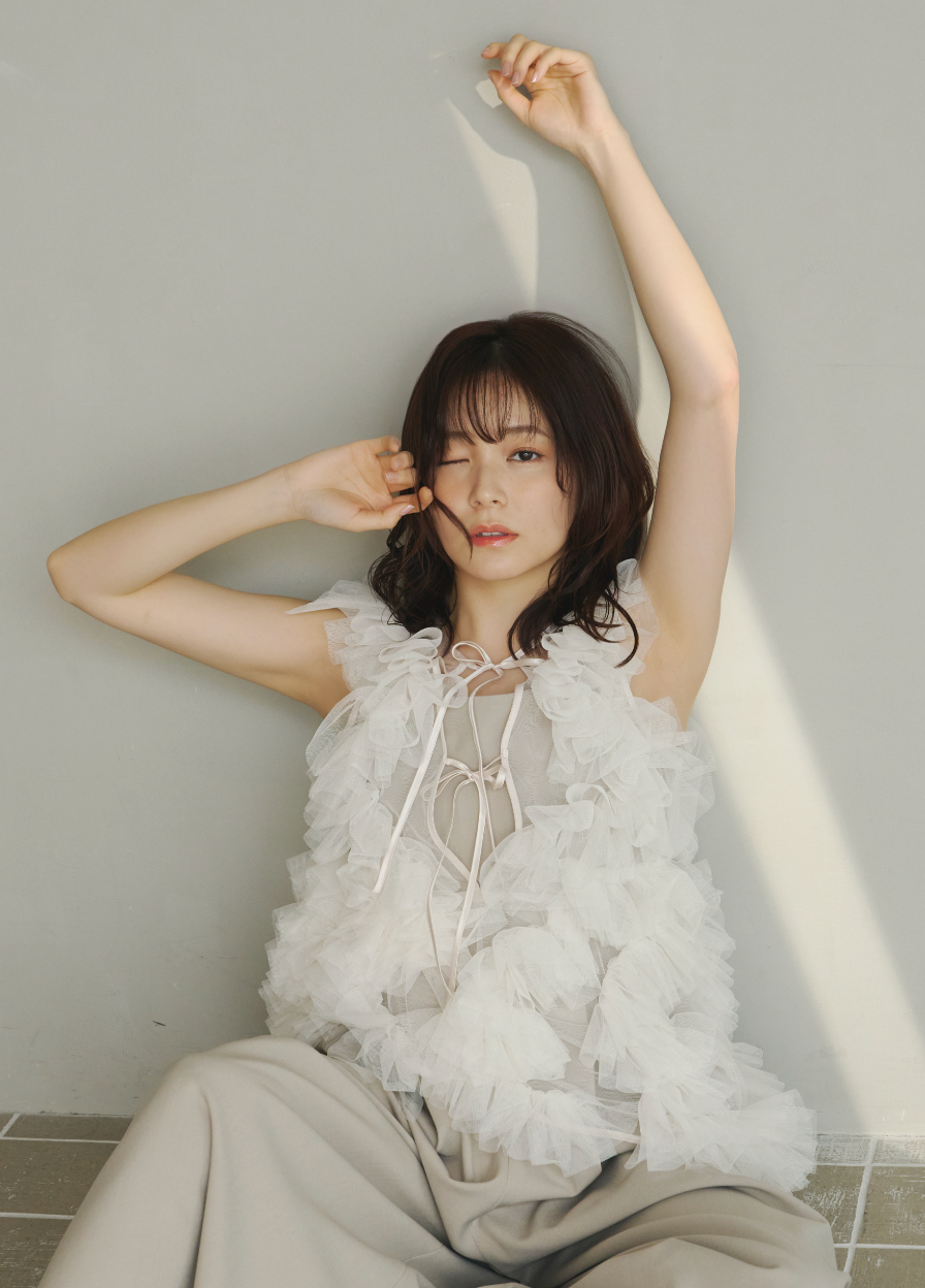 【限定】NOTREemor asymmetry tulle tops NOTRE emor asymmetry tulle tops アイボリー - メルカリ