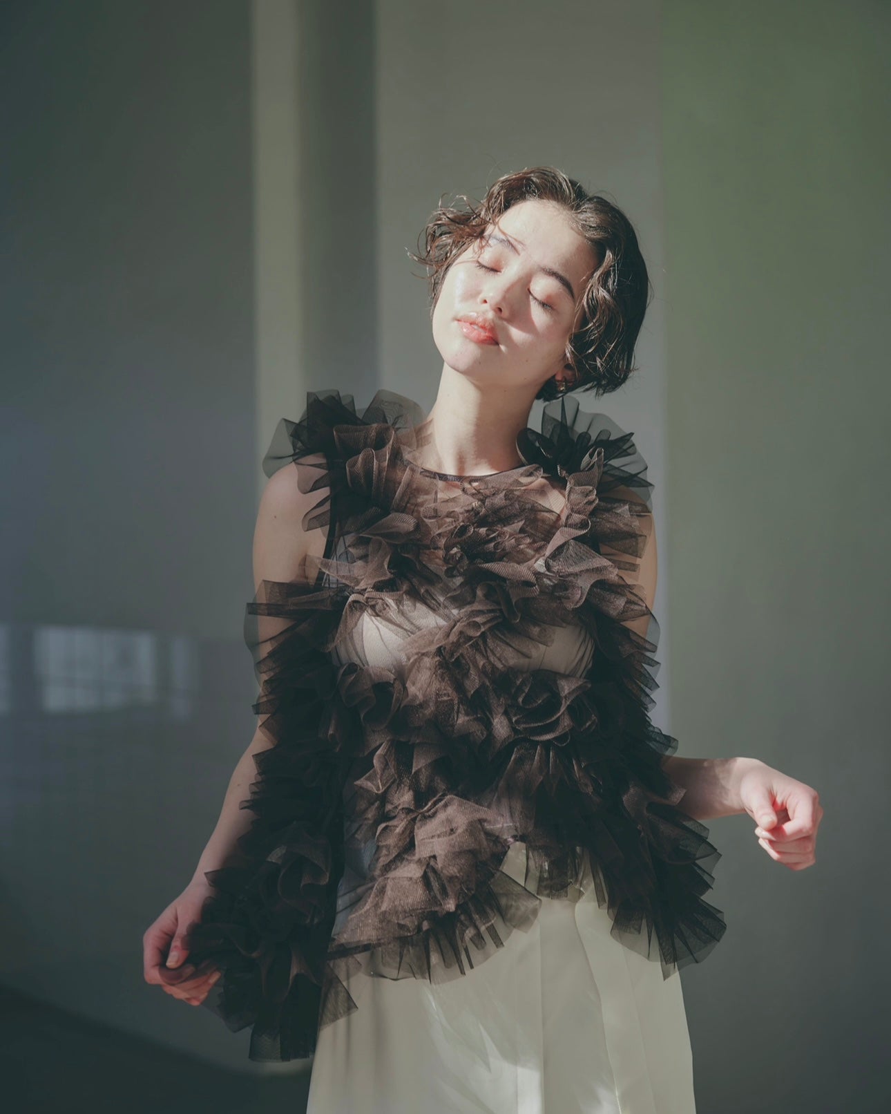 NOTRE émor asymmetry tulle tops 予約商品 8月下旬～】asymmetry tulle tops – NOTRE émor